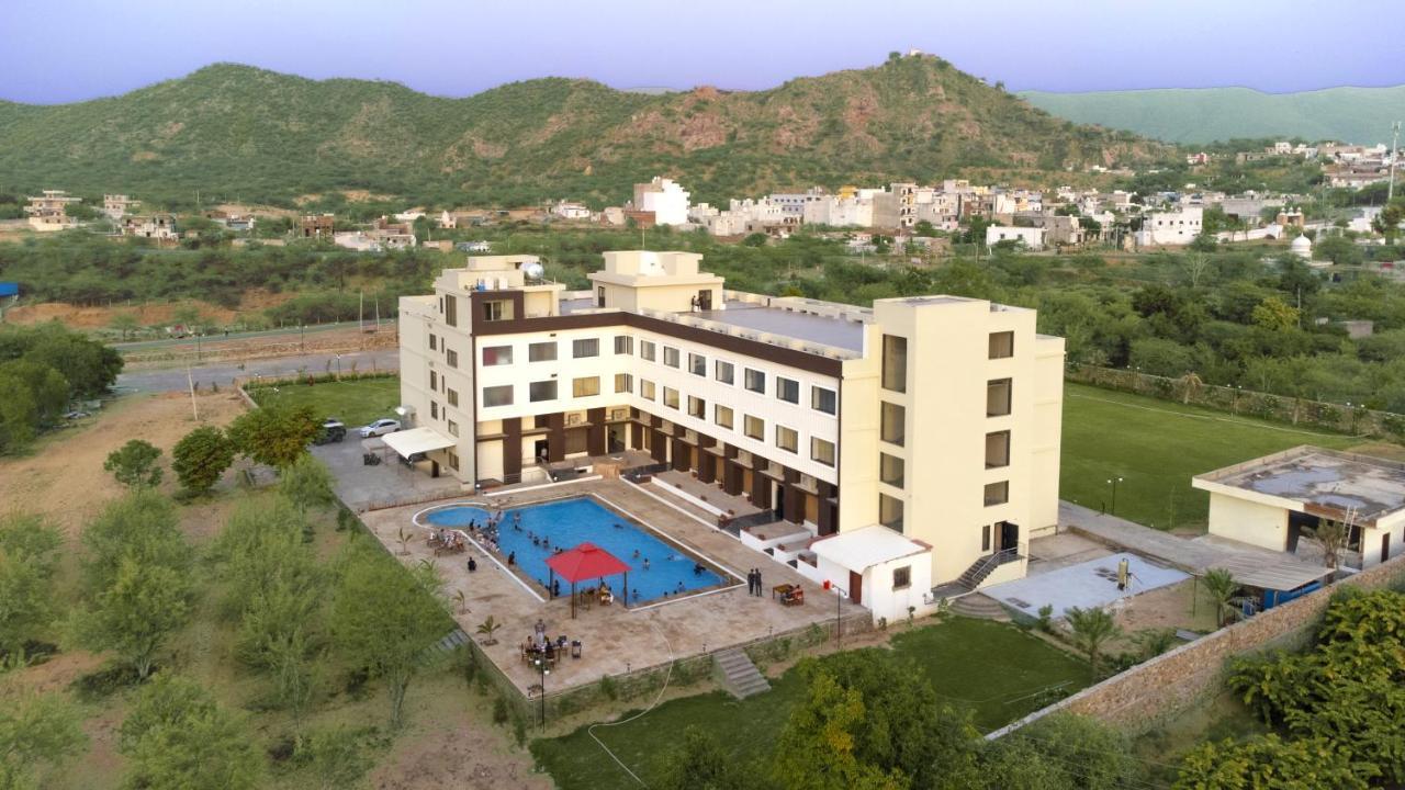 Mulberry Resort Pushkar Exterior foto