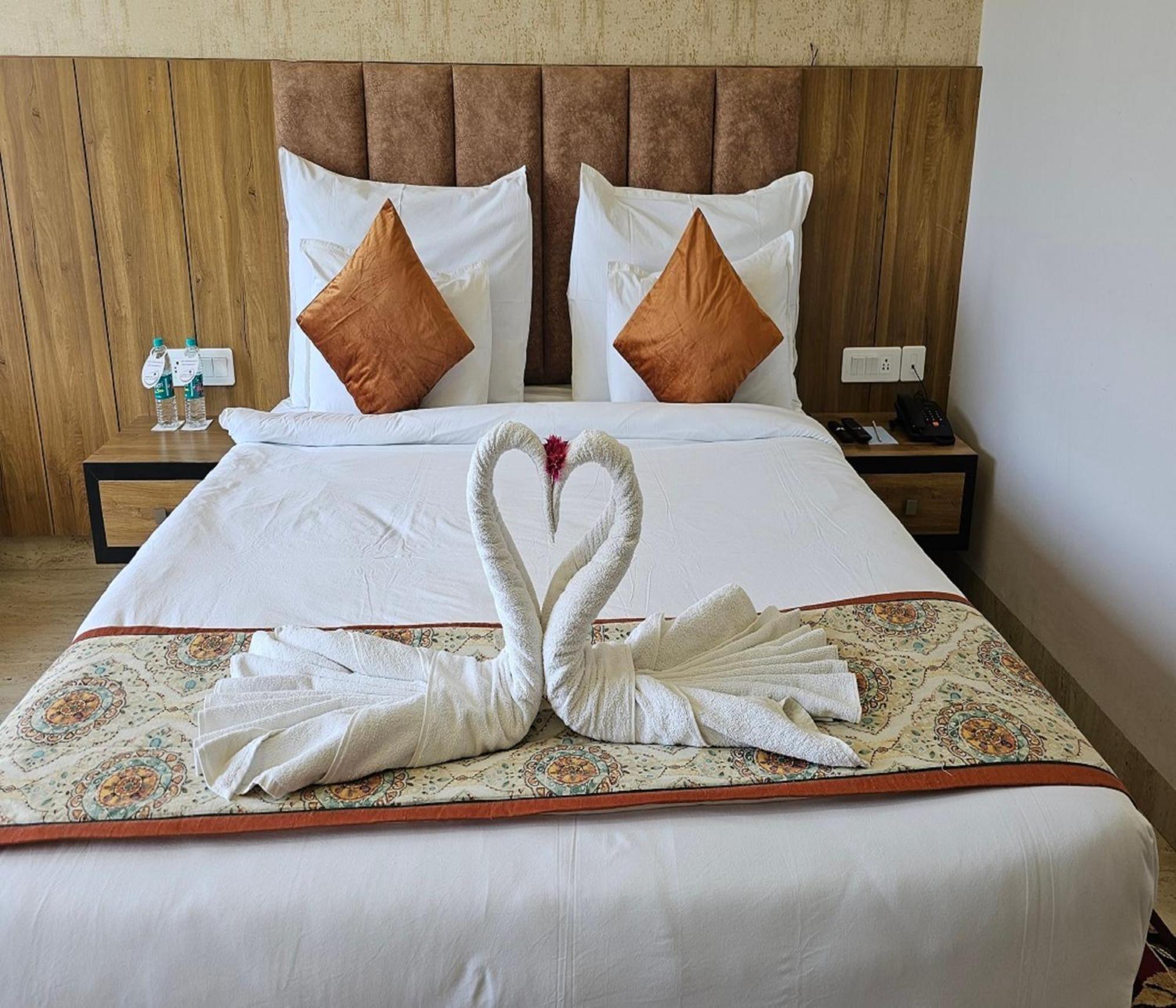 Mulberry Resort Pushkar Exterior foto