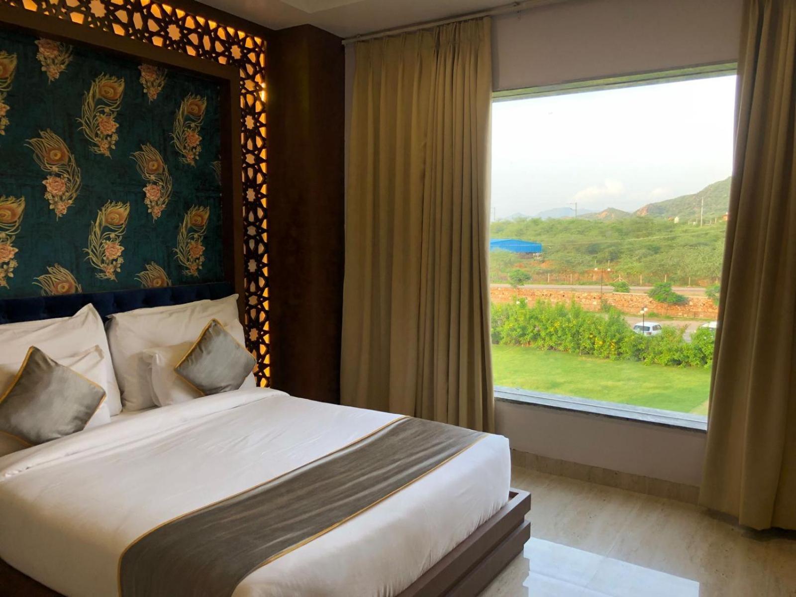 Mulberry Resort Pushkar Exterior foto