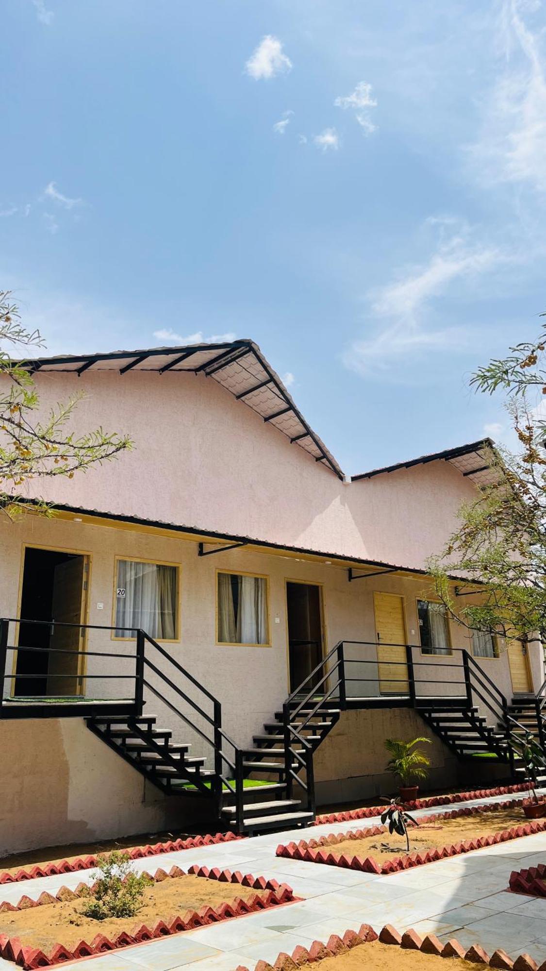 Mulberry Resort Pushkar Exterior foto