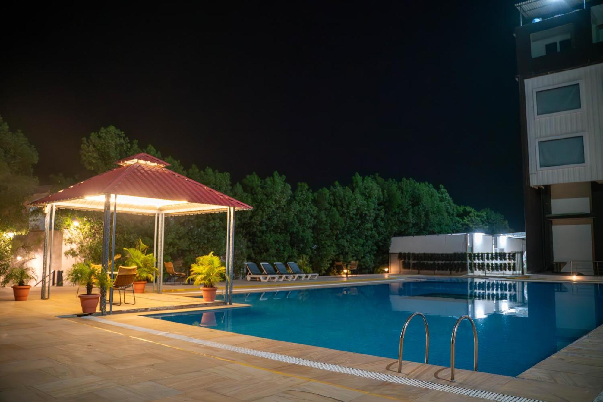 Mulberry Resort Pushkar Exterior foto